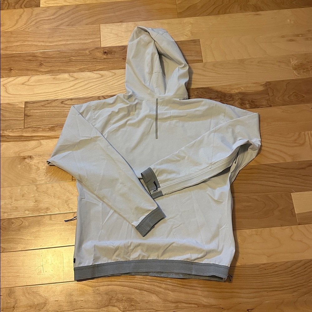 Lululemon Lab Pullover - Picture 2 of 3